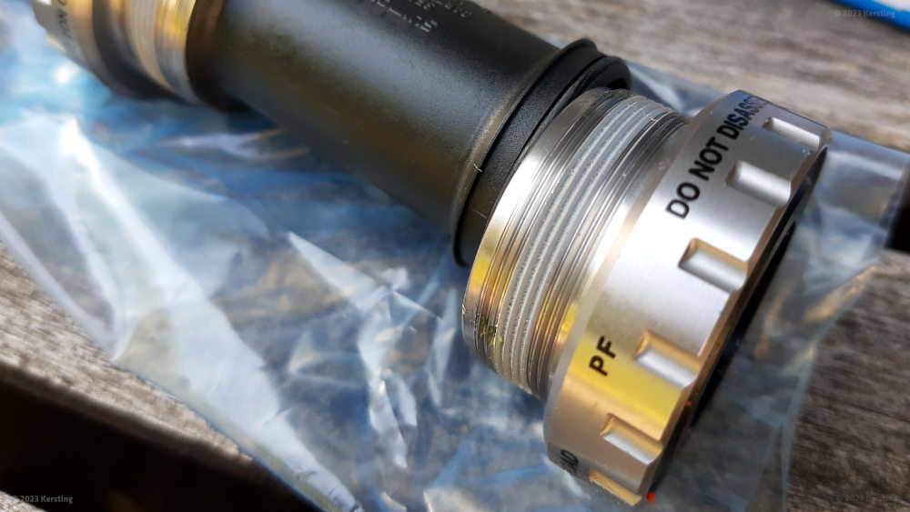 Neues Shimano Hollowtech Ersatz-Tretlager-Set